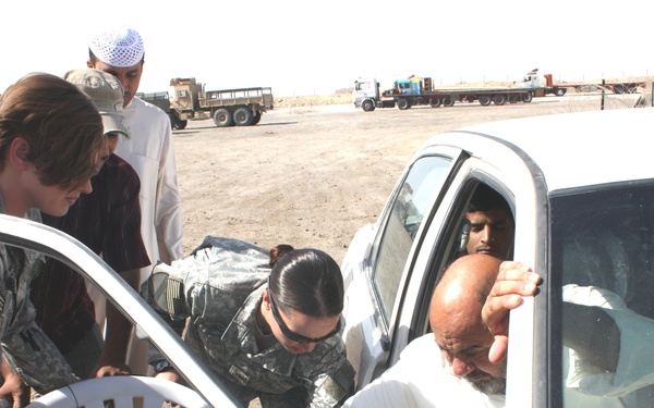 Long Knife medics exhibit selfless service in Iraq