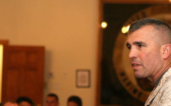 Marine General Speaks to Naval Academy Students