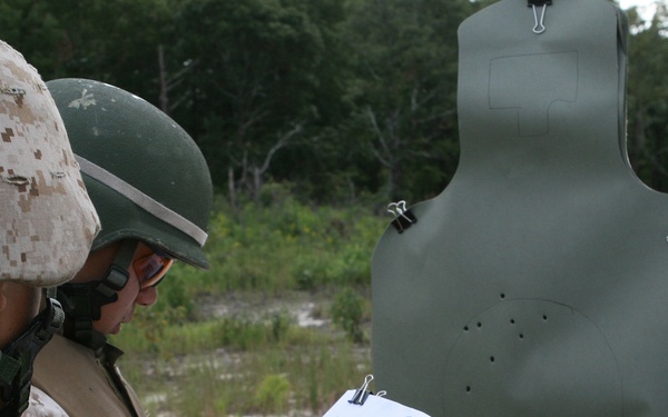 II MEF (FWD) Marines Hone Combat Shooting Skills