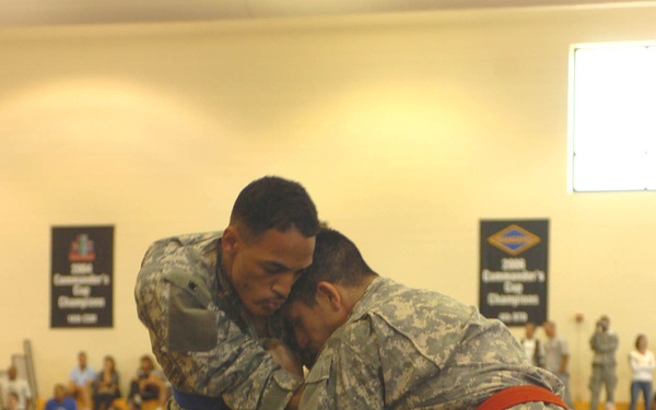 On a Roll: Dominican-Born Nashville Reservist Shines in Grappling/Combatives