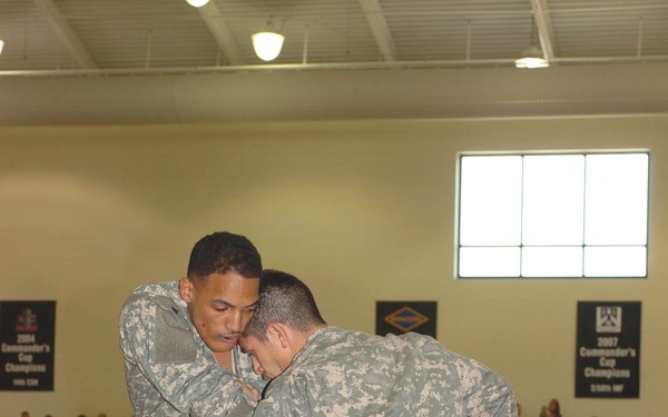 On a Roll: Dominican-Born Nashville Reservist Shines in Grappling/Combatives