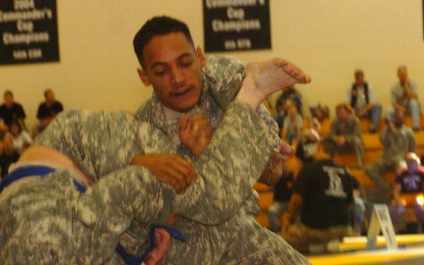 On a Roll: Dominican-Born Nashville Reservist Shines in Grappling/Combatives