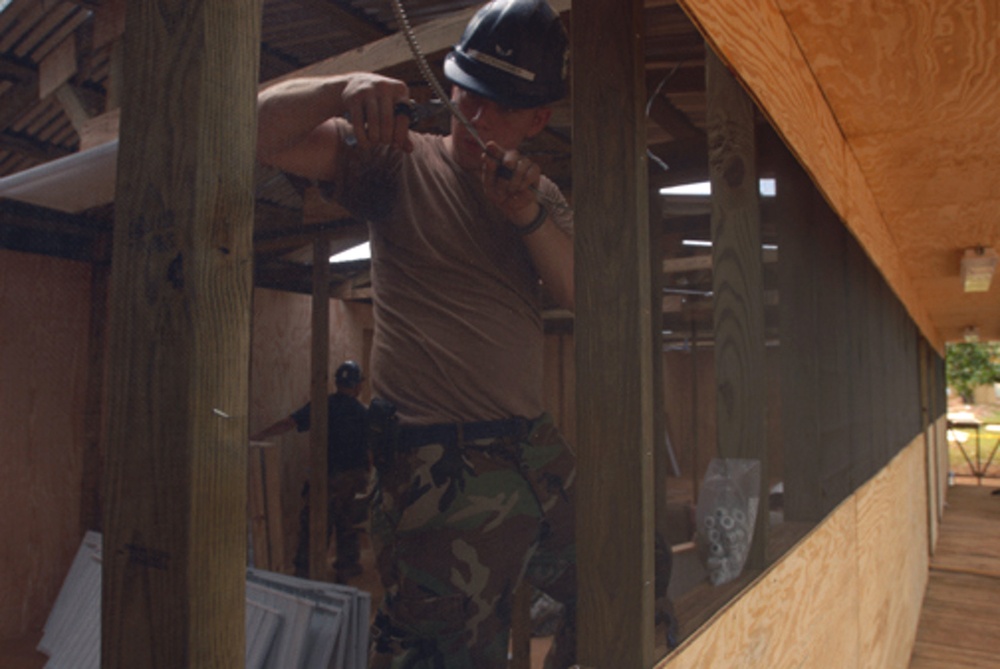 USS Kearsarge personnel work on school expansion in Dominican Republic