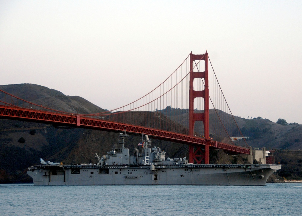 USS Bonhomme Richard passes Golden Gate Bridge, Alcatraz State Park before San Francisco Fleet Week