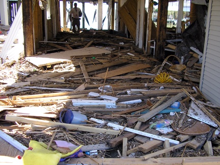 Soldiers Return from Hurricane Ike Response
