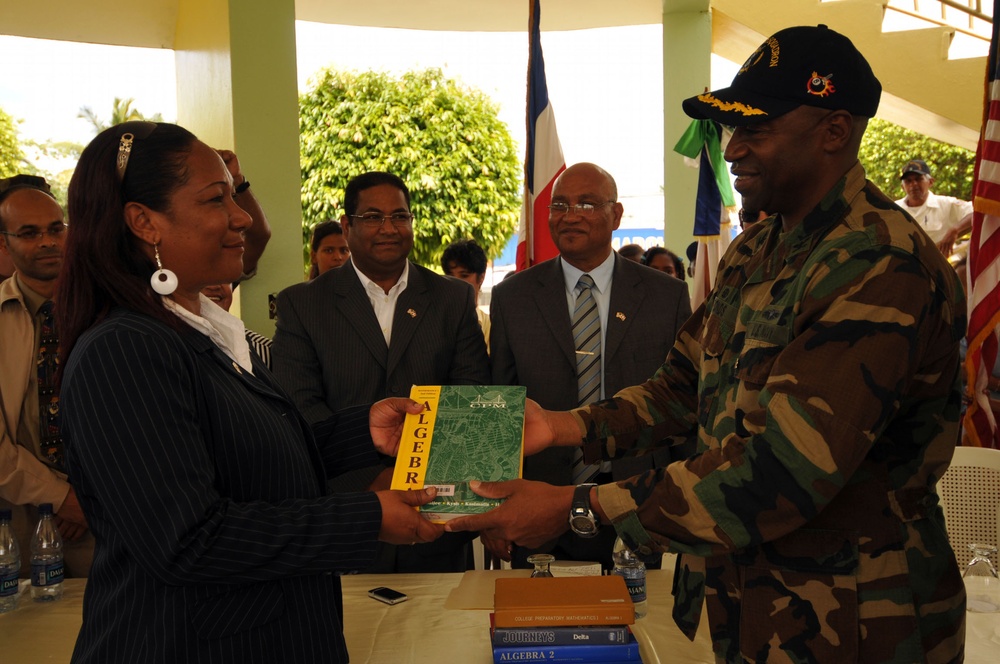 Donation ceremony in Dominican Republic