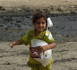 Near riot enriches lives of Iraqi children, Multi-National Division – Baghdad Soldiers