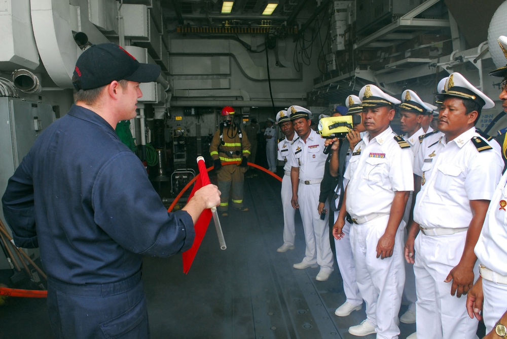 Royal Cambodian navy visits USS Mustin for subject matter expert exchange