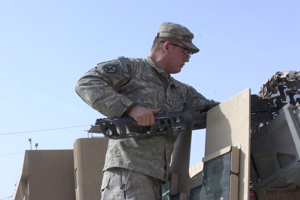 3rd Squadron, 89th Cavalry Regiment Soldiers prep for mission