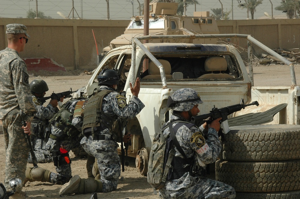 NP conduct STX training in Iraq