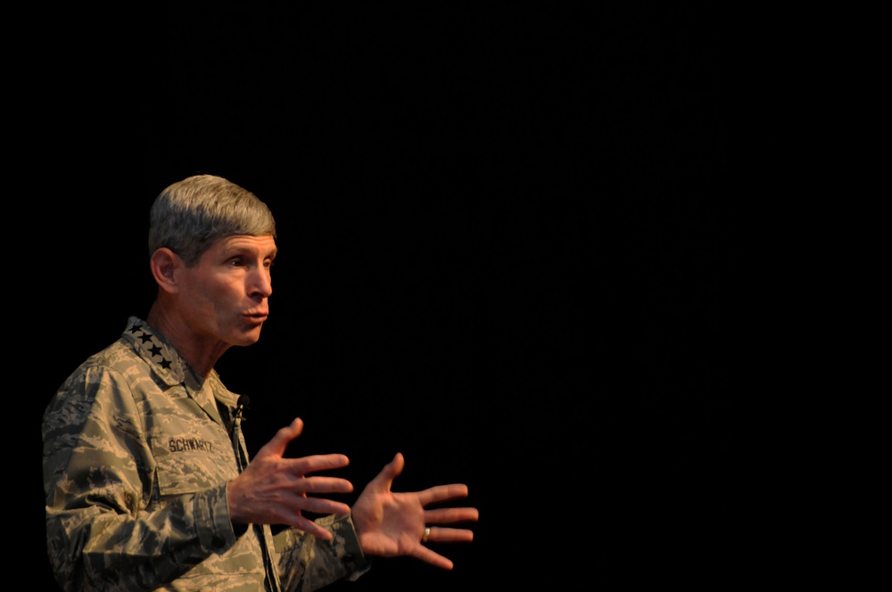 Air Foce Chief of Staff Visits 379th Air Expeditionary Wing