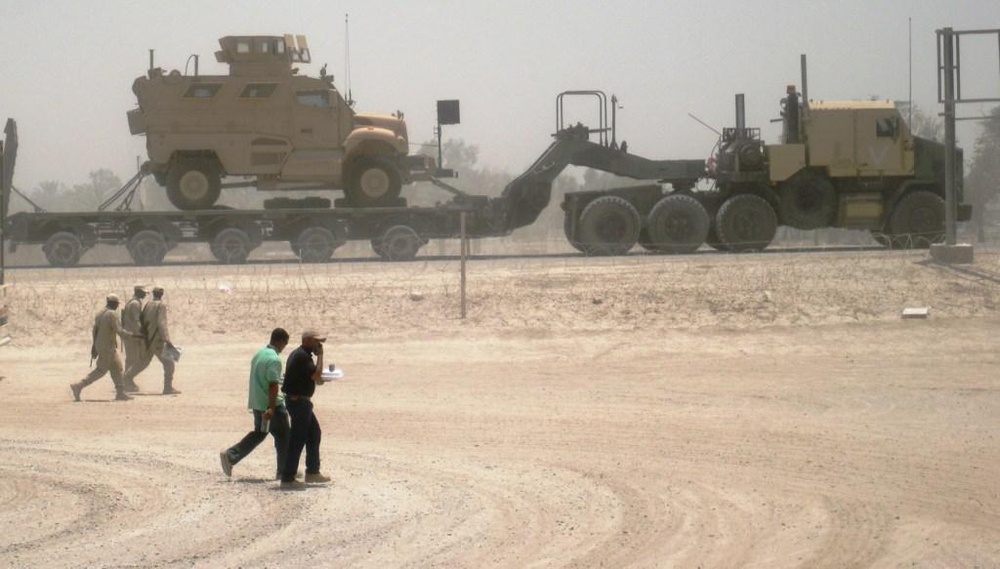 Mission Melting Pot: combat sustainment in today's plug and play Army