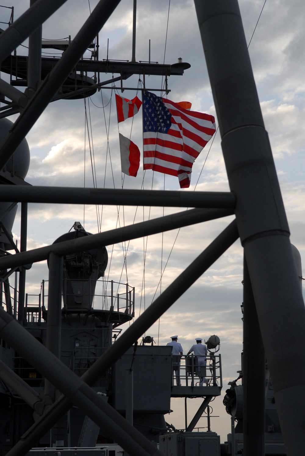 USS Chancellorsville makes scheduled port visit to Goa, India