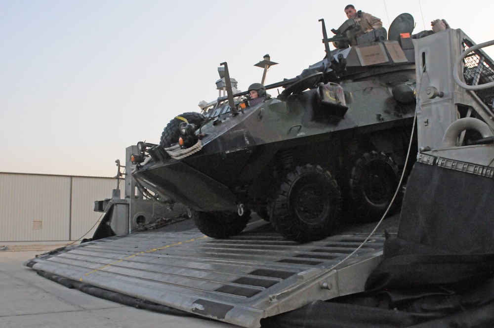 Mechanized, Sustainment Training Brings Marines to Kuwait