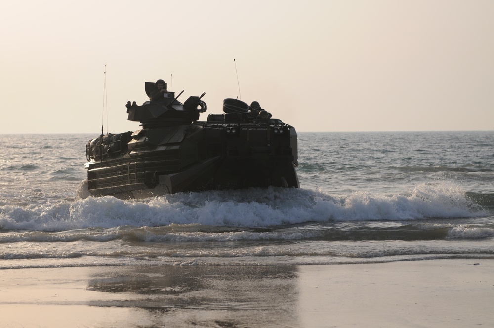 Mechanized, Sustainment Training Brings Marines to Kuwait