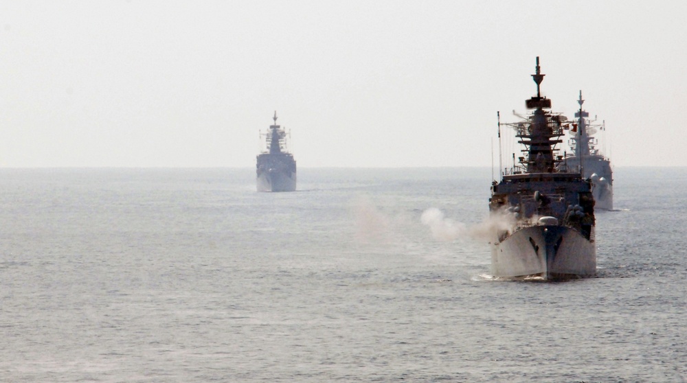 USS Chancellorsville, Indian navy frigates engage in weapons firing exercise USS Chancellorsville, Indian navy frigates engage in weapons firing exercise