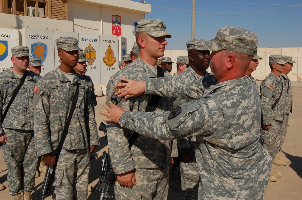 Tennessee Guardsmen Don Combat Patches