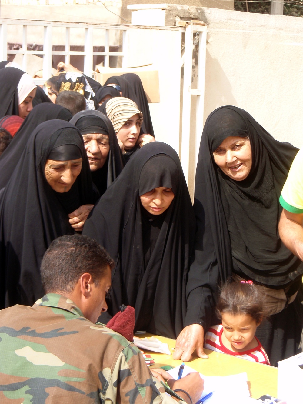 Iraqi army takes lead in largest medical event in Ghazaliyah