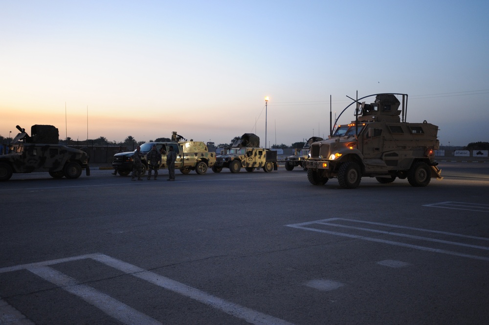 Joint patrol Iraqi army and U.S Army in Abu Ghraib Iraq