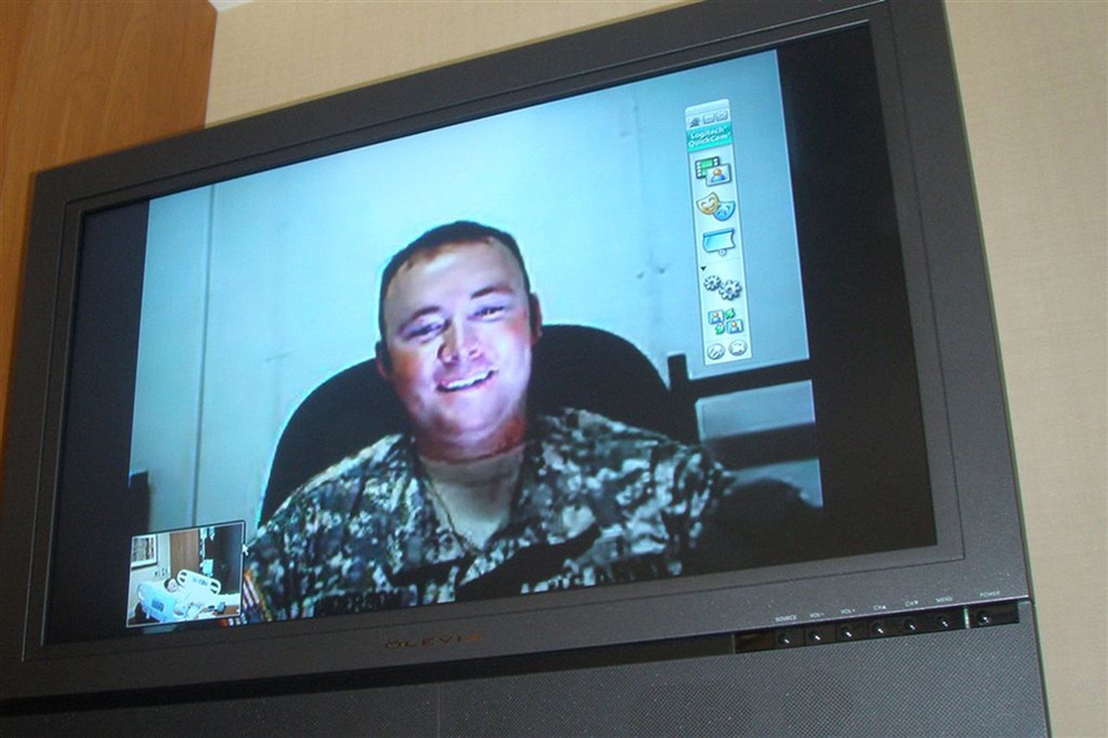 Deployed soldier 'makes it home' for daughter's birth virtually