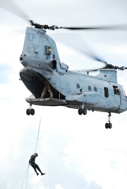 U.S. and Philippine Marines Conduct Rapelling Training