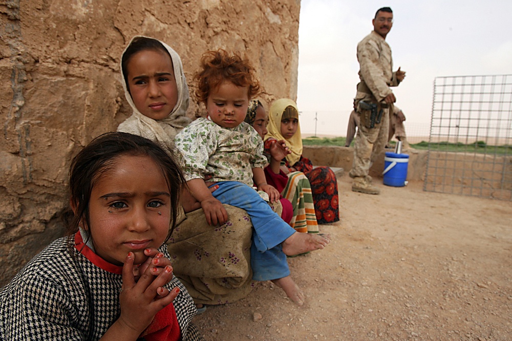 Transition team keeps watchful eye over Iraqi population