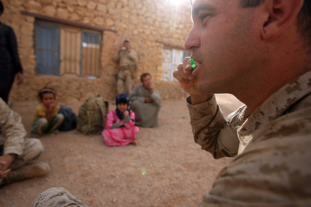 Transition team keeps watchful eye over Iraqi population