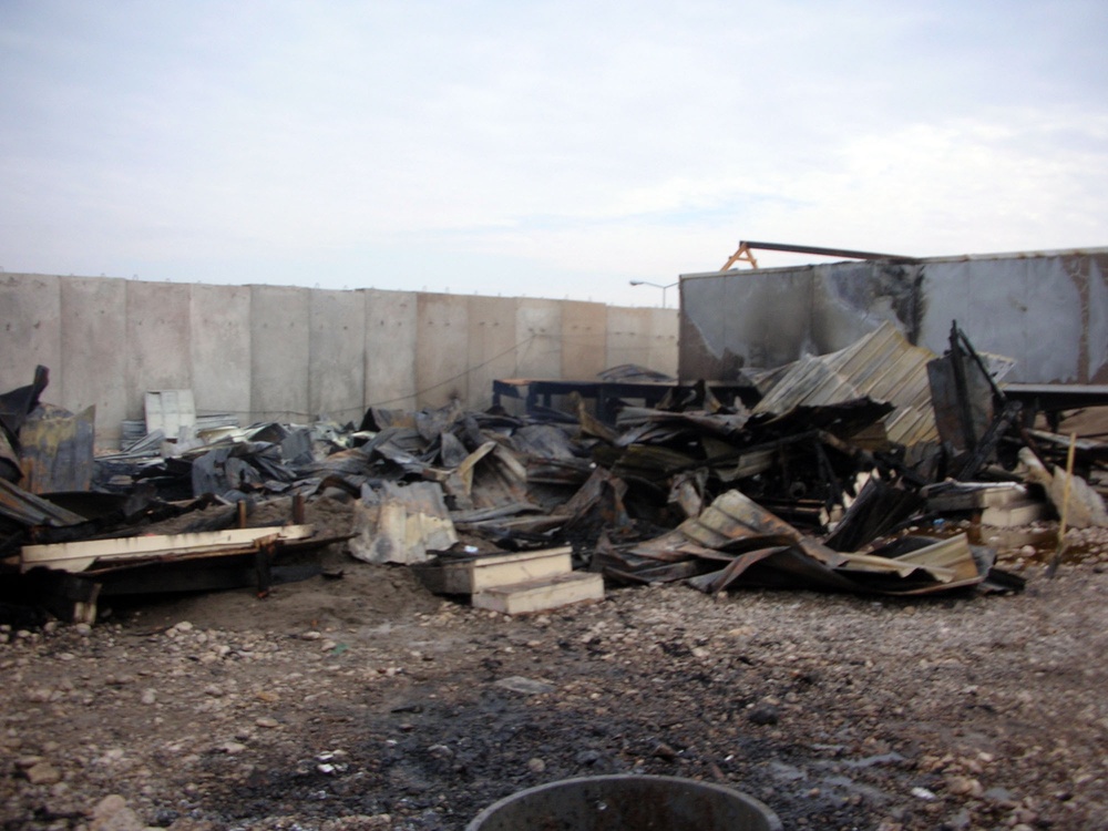 Iraqi Army, Coalition work together to fight fire, prevent injuries