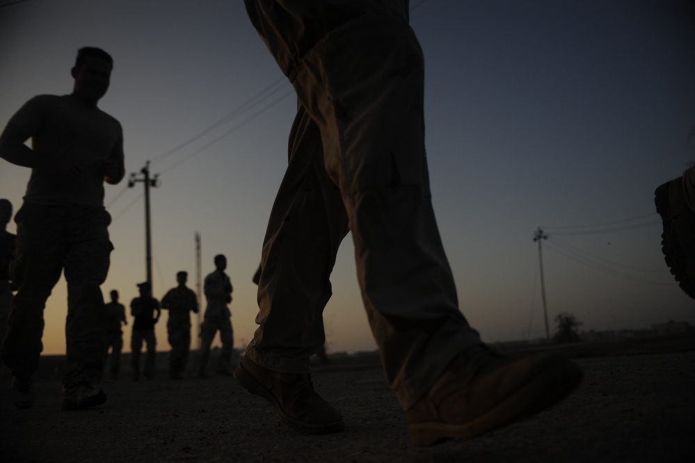 Iraqi scout platoon training
