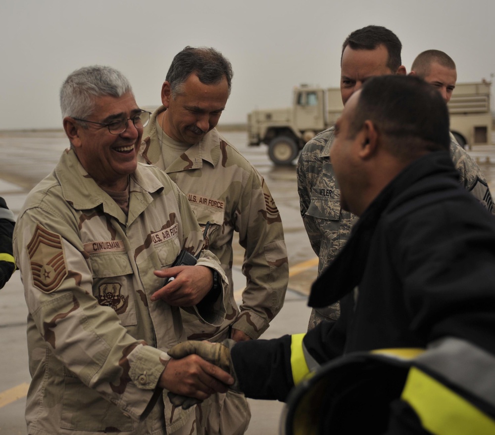 Iraqi, American firefighters combine forces for airfield protection