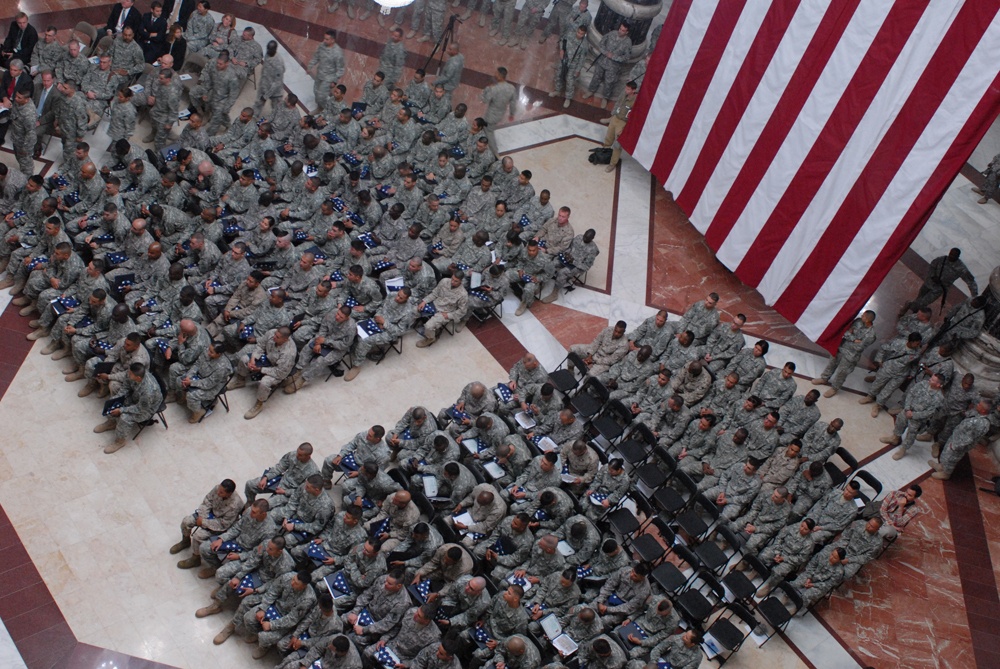 Service members become U.S. citizens on Election Day