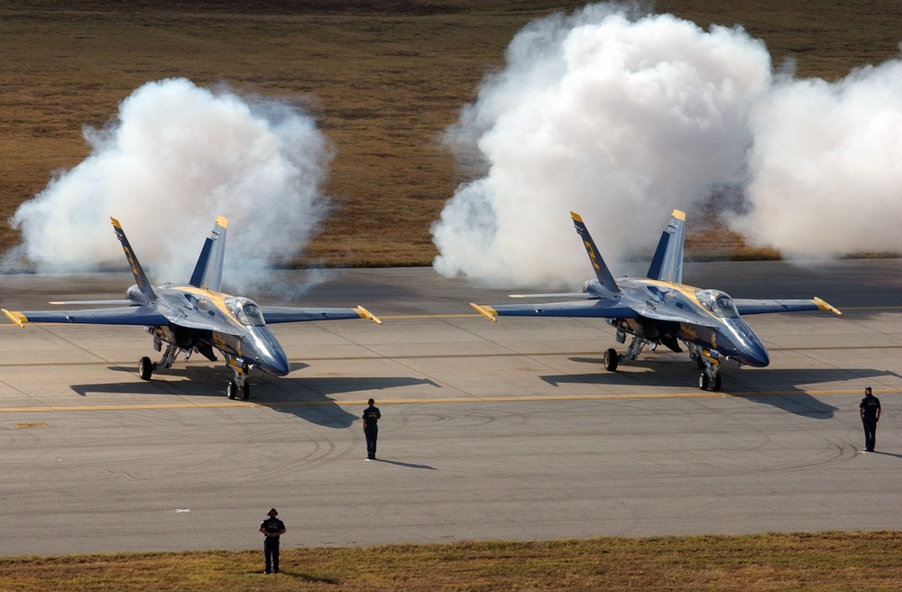 Blue Angels perform during San Antonio Navy Week