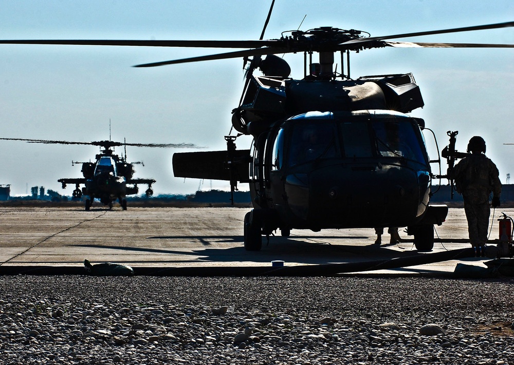 Flying with Combat Aviation Brigade, 4th Infantry Division