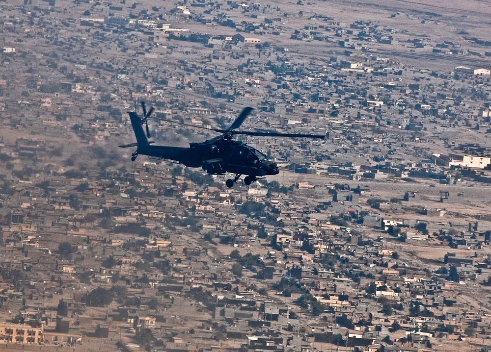 Flying with Combat Aviation Brigade, 4th Infantry Division