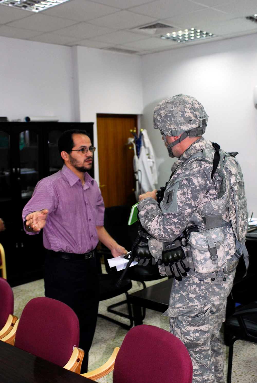 Dagger surgeon visits local clinics