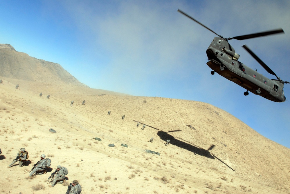 101st Soldiers conduct air assault in eastern Afghanistan