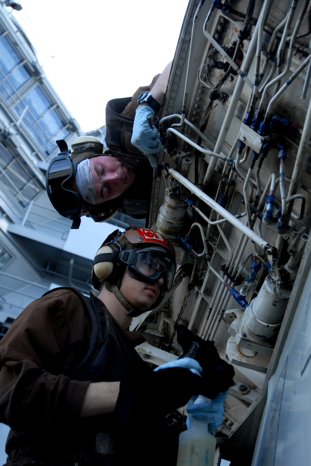 Routine maintenance aboard USS Ronald Reagan