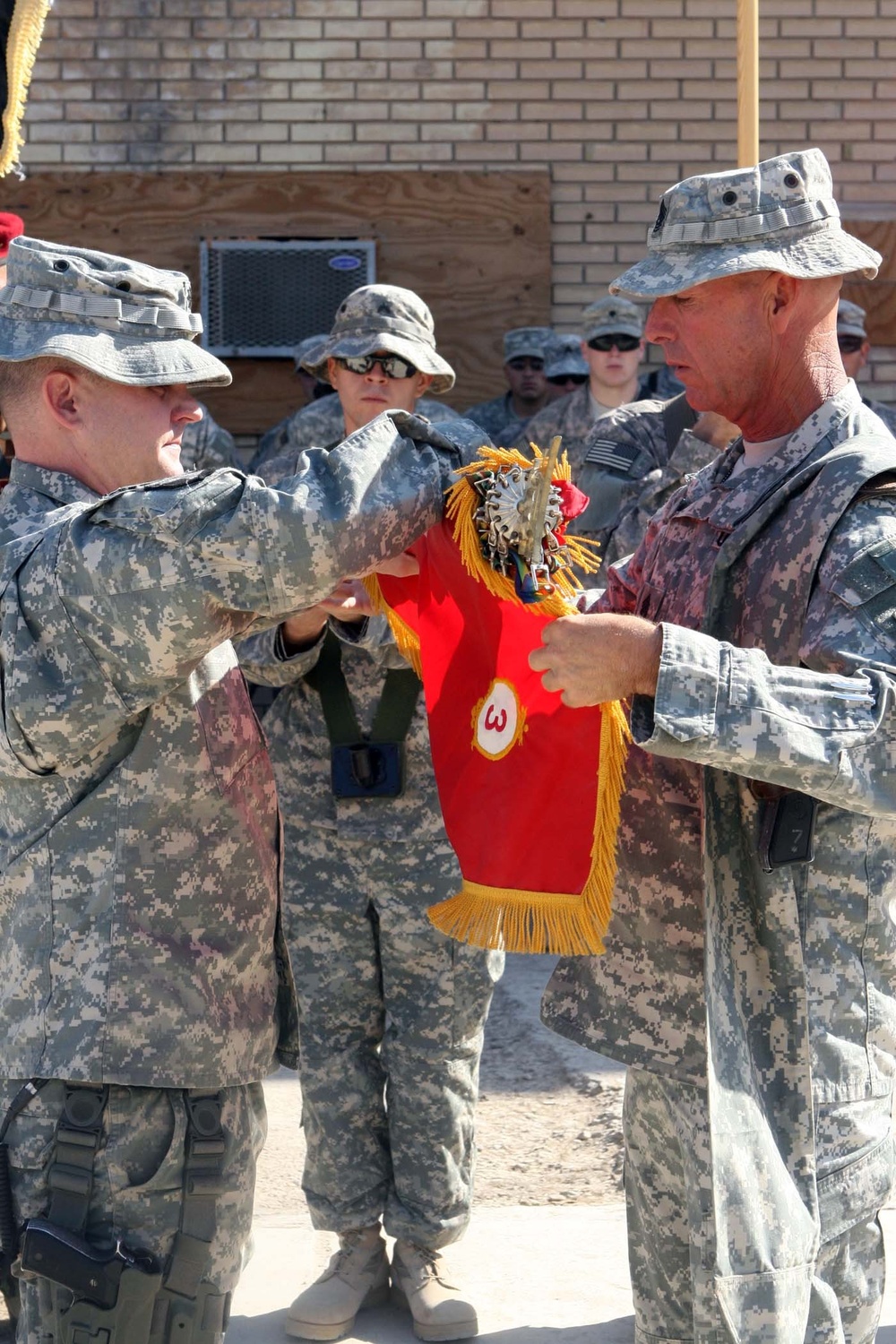 3-320th Field Artillery departs Mahmudiyah, 1-63rd takes over