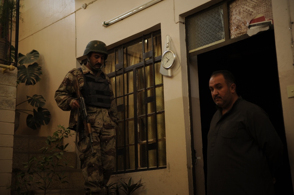 Cordon and Knock Patrol in Mosul