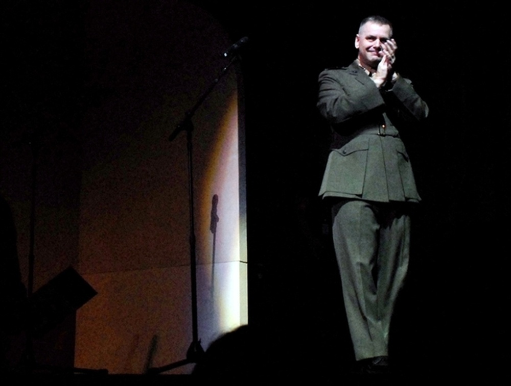 Vice Chairman Recognizes Wounded Warriors at Radio City Music Hall