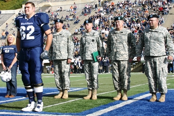 Face of Defense: Guardsman Succeeds on Battlefield, Gridiron