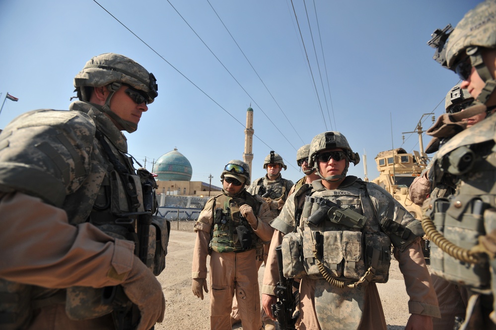 USAF Walking patrol in Al Bayaa