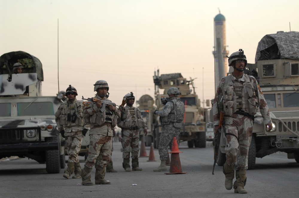 USAF Walking patrol in Al Bayaa