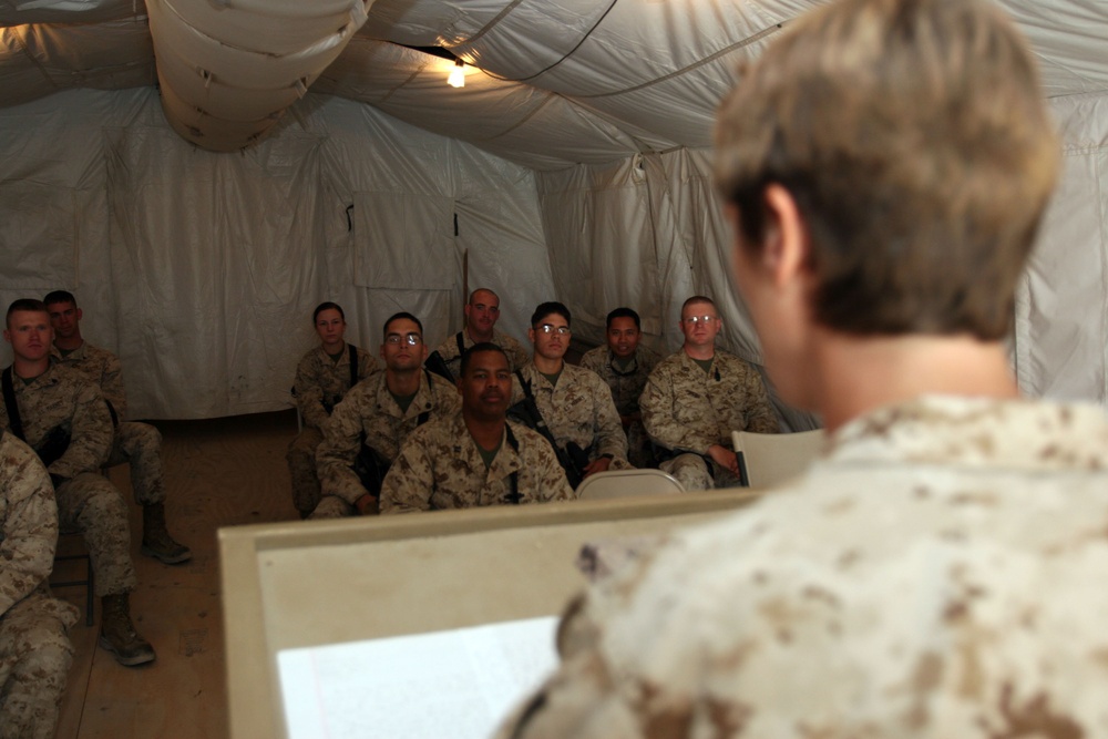 Combat Logistics Battalion 3 Keeps Faith With First Religious Service of Deployment