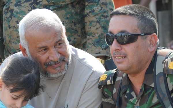 Iraqis celebrate new micro-power generator