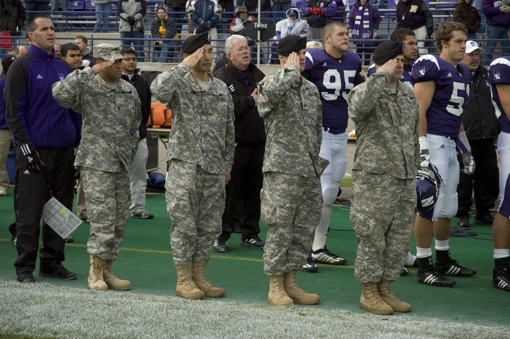 Soldiers Recognized at Northwestern University for Veterans Day
