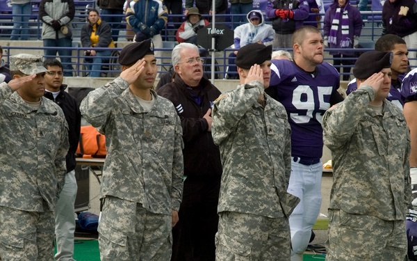 Soldiers Recognized at Northwestern University for Veterans Day