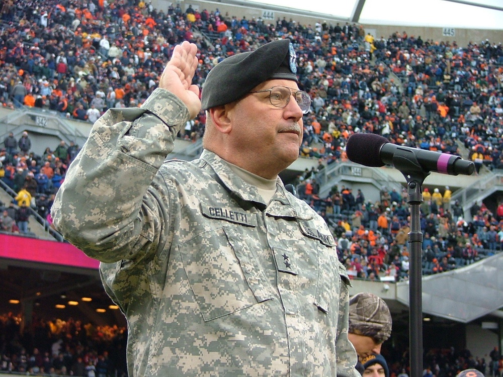 Soldiers and Other Service Members Recognized at the Chicago Bears Veterans Day Game