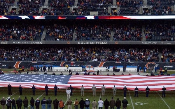 Soldiers and Other Service Members Recognized at the Chicago Bears Veterans Day Game