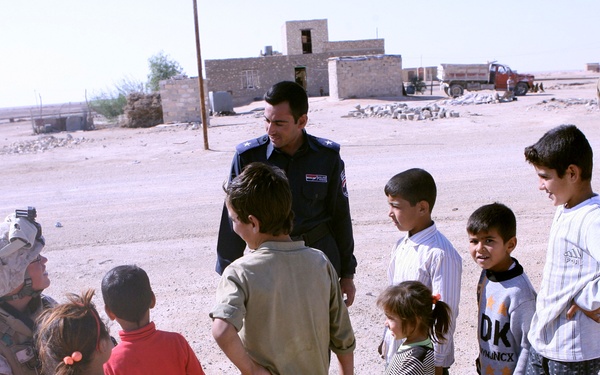 Marines, Iraqi Police build lasting relationship